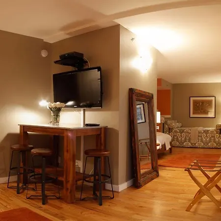 Sanctuary Nyc Retreats Hotel